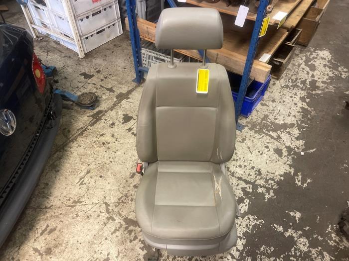 Siège gauche d'un Volkswagen Caddy, Autos : Pièces & Accessoires, Volkswagen, -, 3 mois de garantie, Utilisé