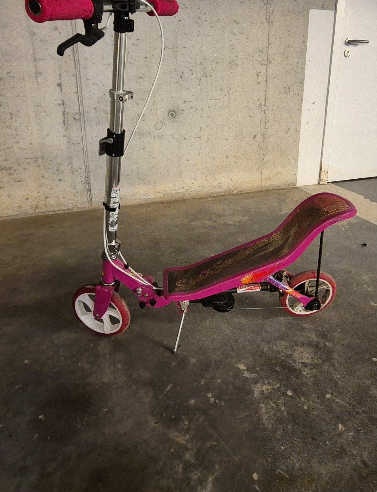 Trottinette spatiale entraînée par chaîne, Enlèvement, Comme neuf