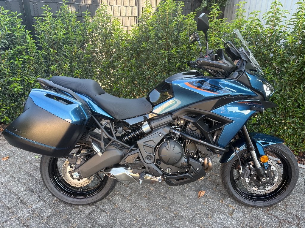 COMME NEUF! Kawasaki Versys 650 ABS + Garantie + Entretien!, Motos, Permis Moto A, Tourisme, Entreprise, Plus de 35 kW