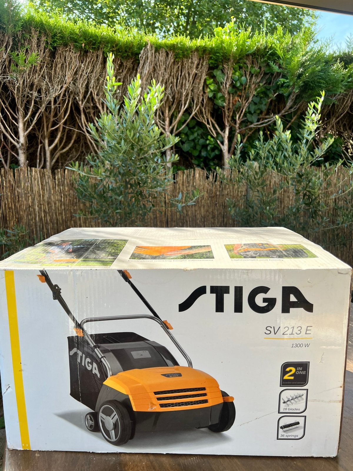 Escarificador y aireador de césped STIGA SV 213 E – 1300 W, Enlèvement, Neuf, Électrique