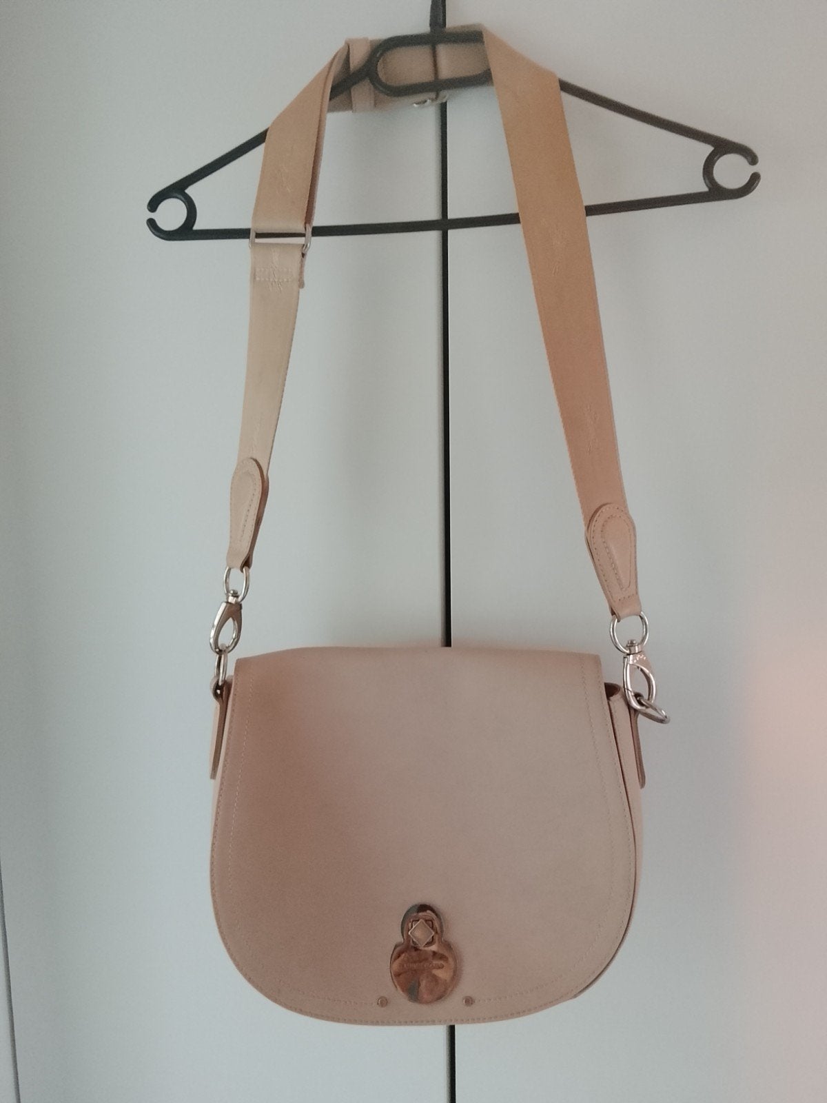 Sac Longchamp, Bijoux, Sacs & Beauté, Sacs | Sacs à bandoulière, Enlèvement, Beige