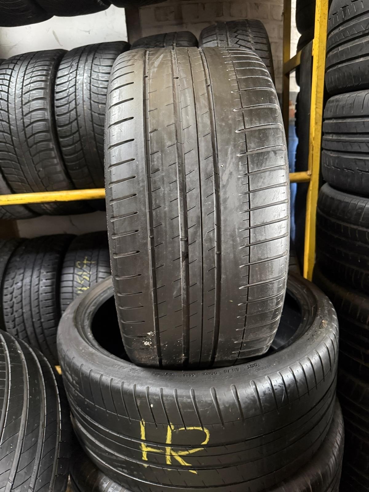 275 30 20 Michelin avec montage et équilibrage, Enlèvement