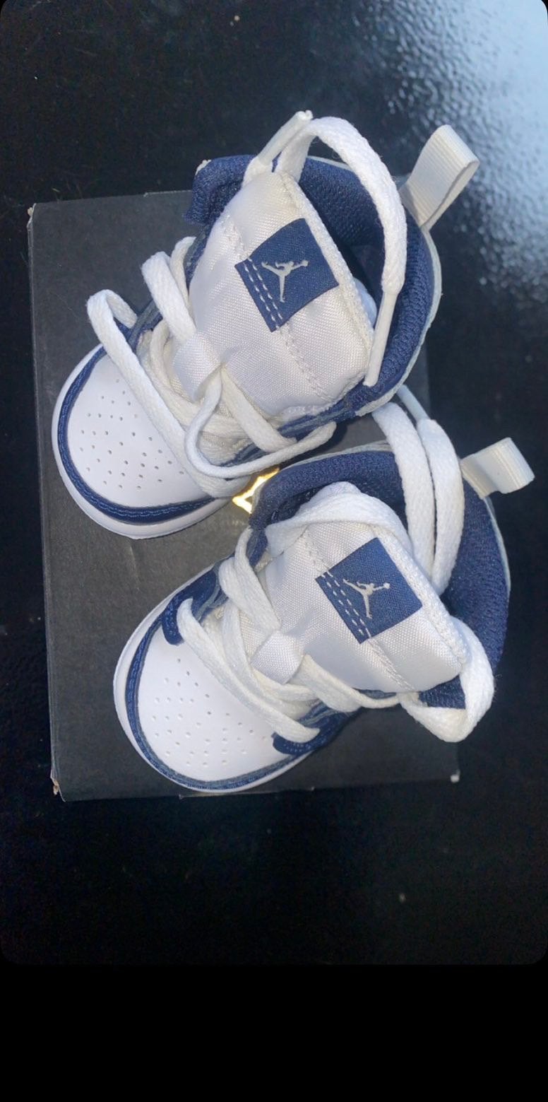Jordan 1 enfant, Neuf, Garçon ou Fille, Enlèvement ou Envoi, Autres types