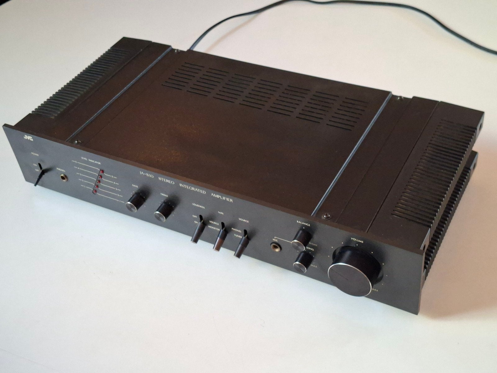 STEREO INTEGRATED AMPLIFIER AMPLIFICATEUR AUDIO HIFI JVC JA-, Ophalen