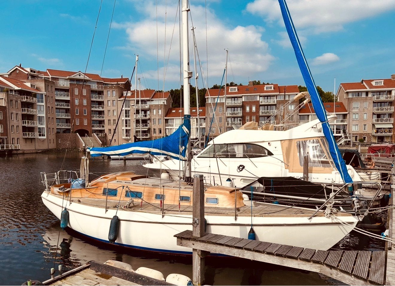 Vindö 40 klassie zweeds zeiljacht, Watersport en Boten, Kajuitzeilboten en Zeiljachten, 10 m, Kunststof, Gebruikt, Viertaktmotor