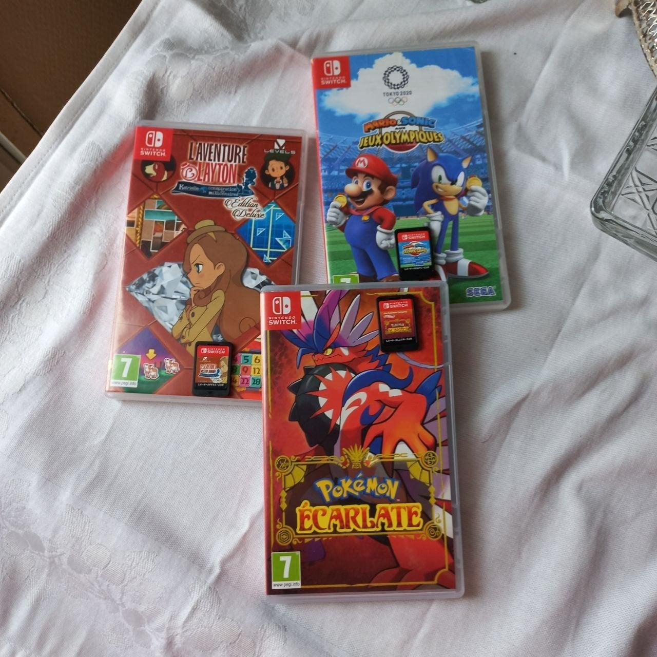 3 jeux switch Pokémon  layton mario et sonic, Consoles de jeu & Jeux vidéo, Jeux | Nintendo Switch, Enlèvement ou Envoi