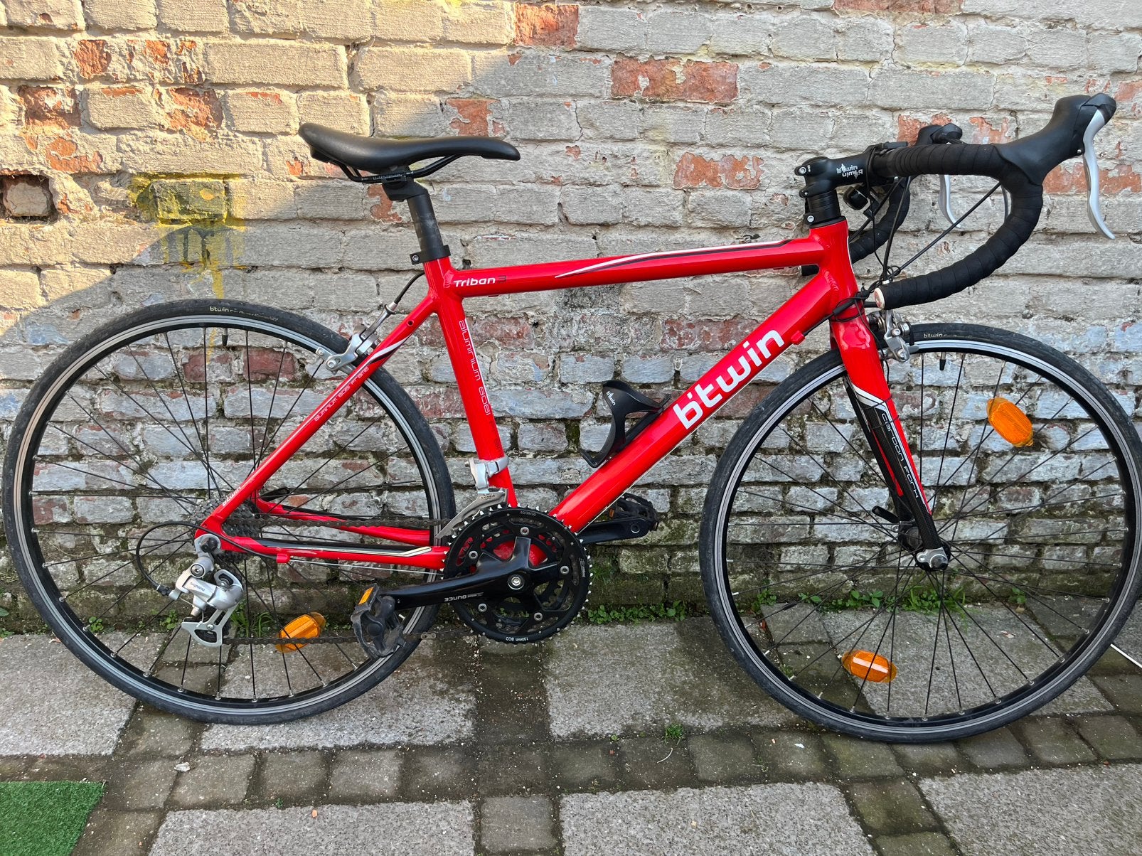 B’Twin Triban 3 - 26 inch kinderracefiets - Carbon Voorvork, Fietsen en Brommers, Fietsen | Racefietsen, Zo goed als nieuw, 26 inch