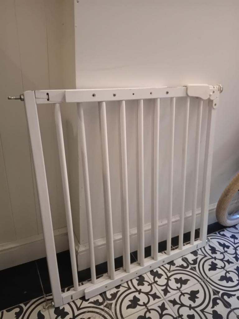 Traphekje / kinderhekje | in breedte verstelbaar 75-105cm, Ophalen