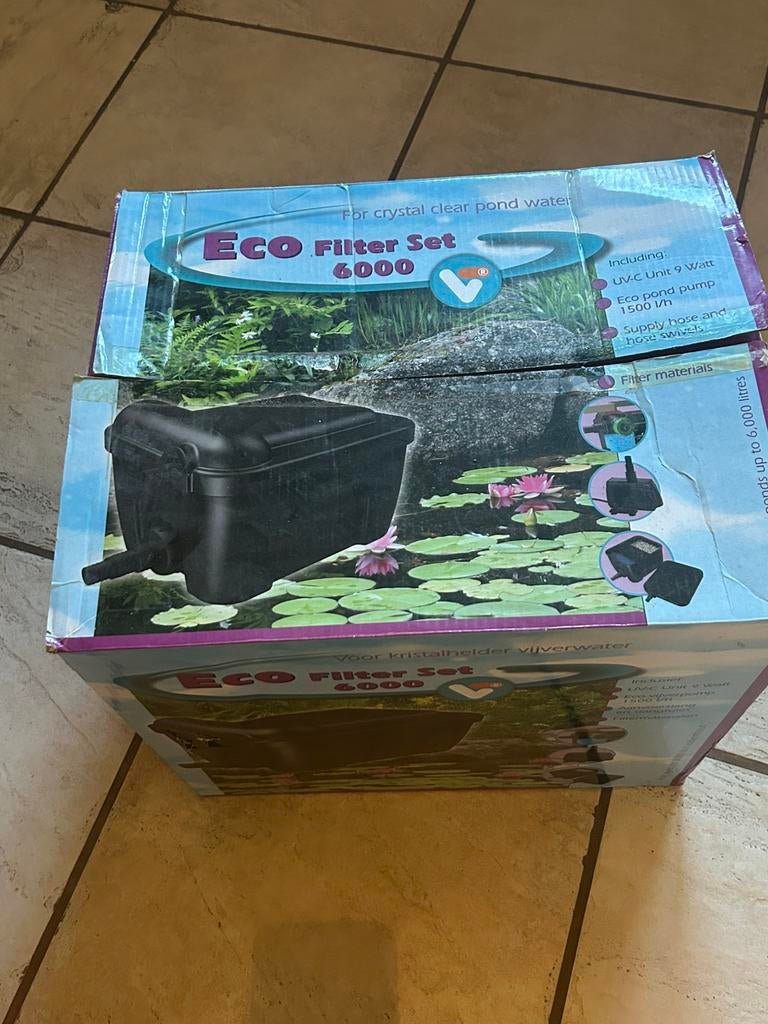 Vijverpomp nooit gebruikt, Dieren en Toebehoren, Ophalen, Inclusief deksel, Zo goed als nieuw, Filter