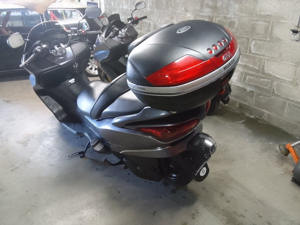 motos honda NSSX Forza 250 année 2005, Motos, Scooter, Occasion, Particulier, 12 à 35 kW