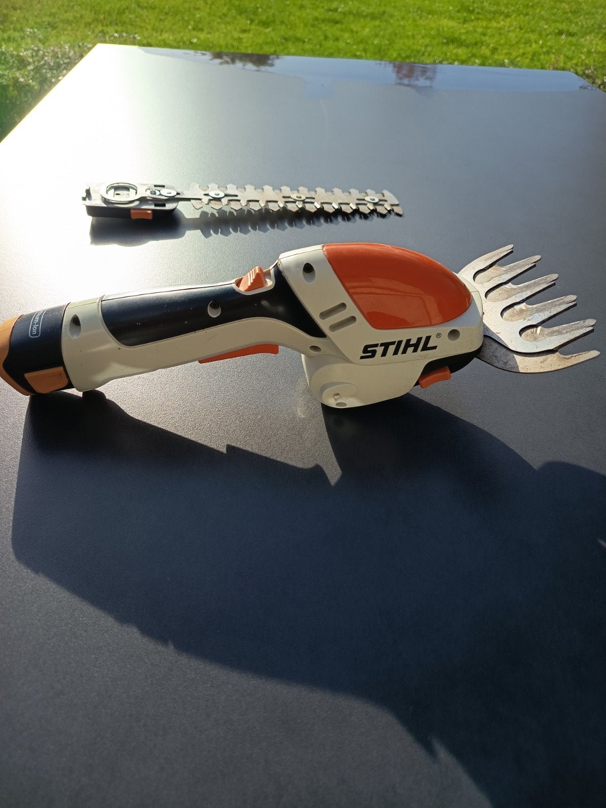 Stihl HSA 25 struik- en grasschaar, Enlèvement, Utilisé, Batterie, Stihl HSA 25