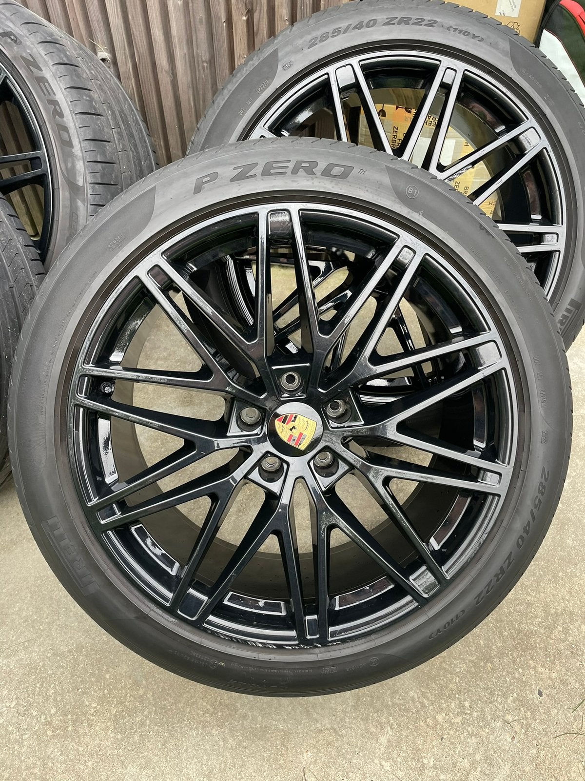 Originele Porsche Cayenne RS Spyder 22 inch , zwart , 2024, Autos : Pièces & Accessoires, Pneus & Jantes, Pneus et Jantes, 285 mm