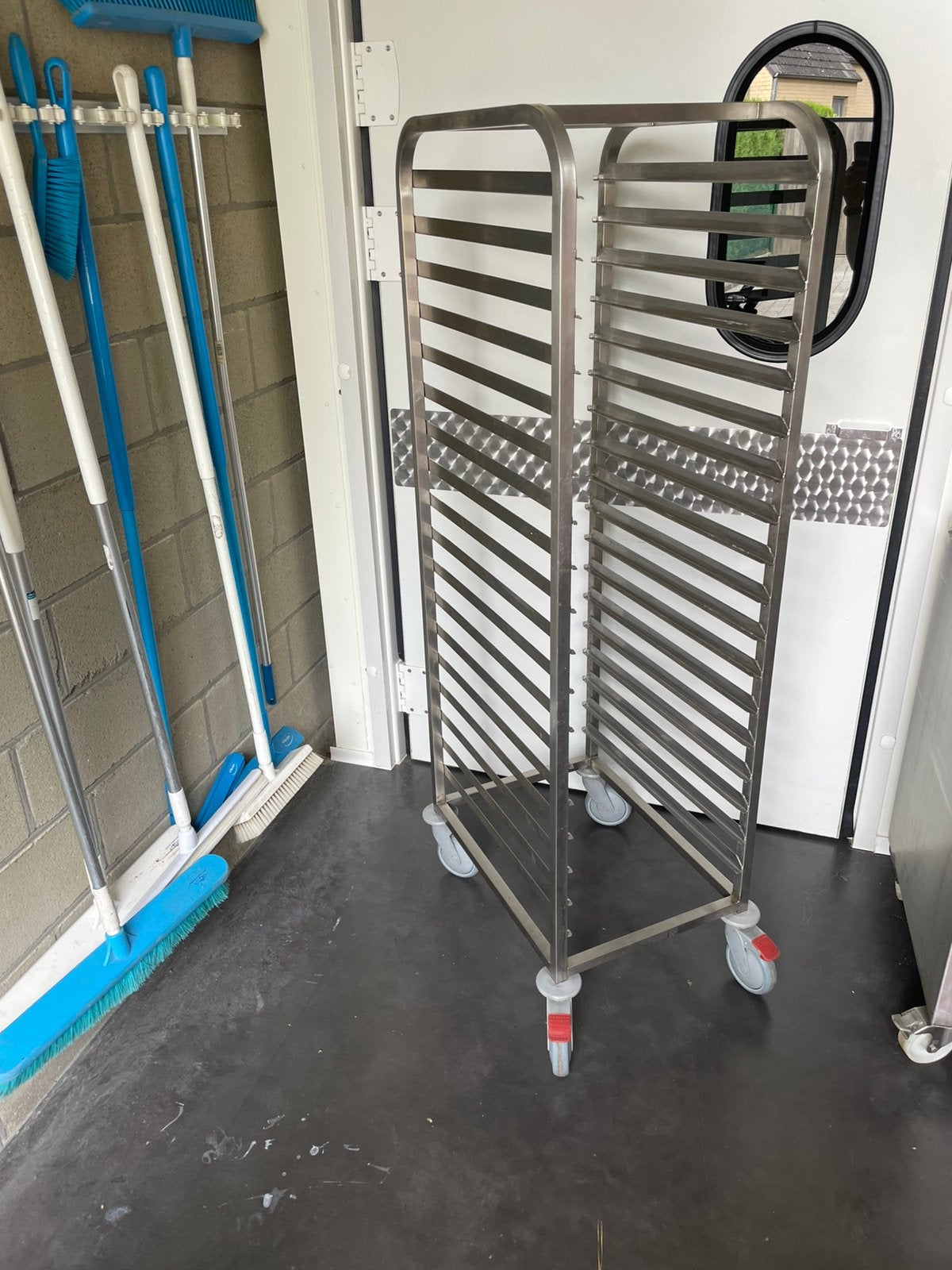 Inox regaalwagen, Bricolage & Construction, Chariots de transport, Enlèvement, Comme neuf, Chariot de transport