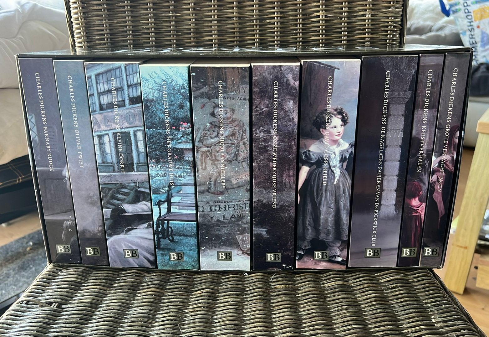 Volledige reeks Charles Dickens, Ophalen, Zo goed als nieuw