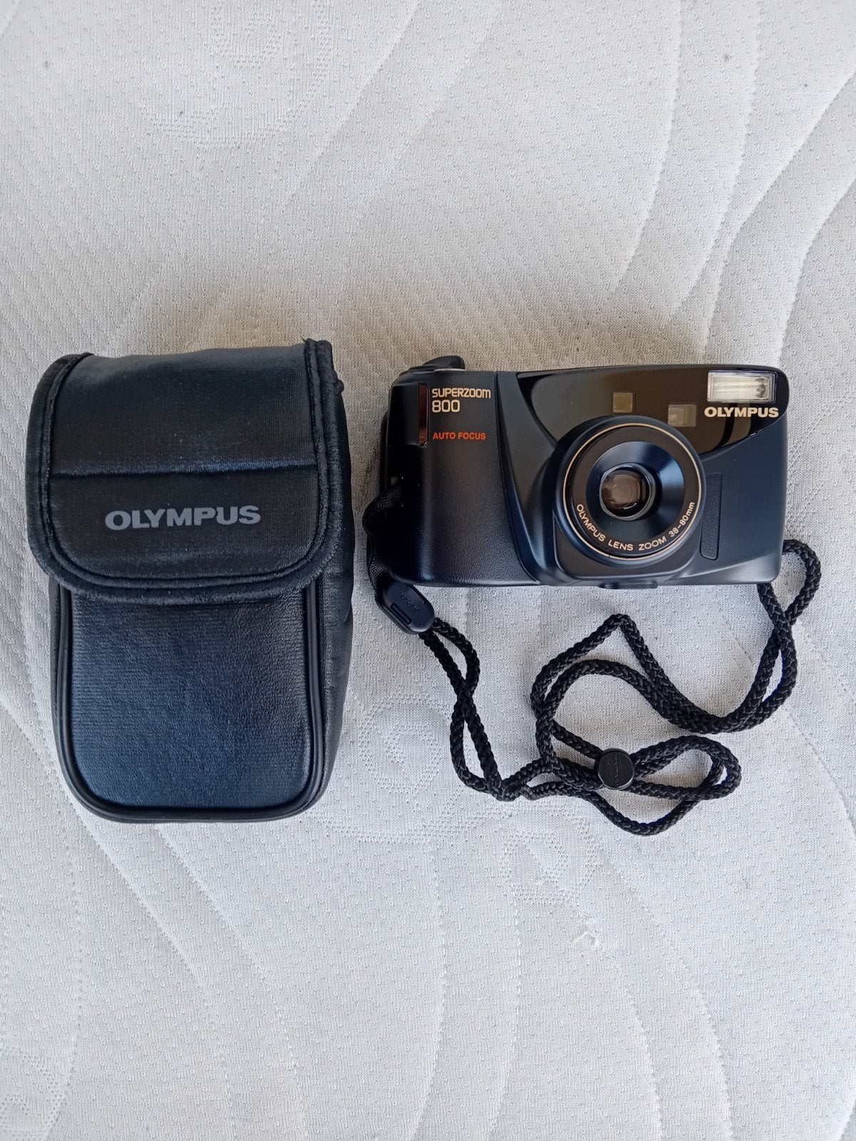 Olympus superzoom 800 auto focus 38-80mm, Ophalen, Zo goed als nieuw, Compact, Olympus