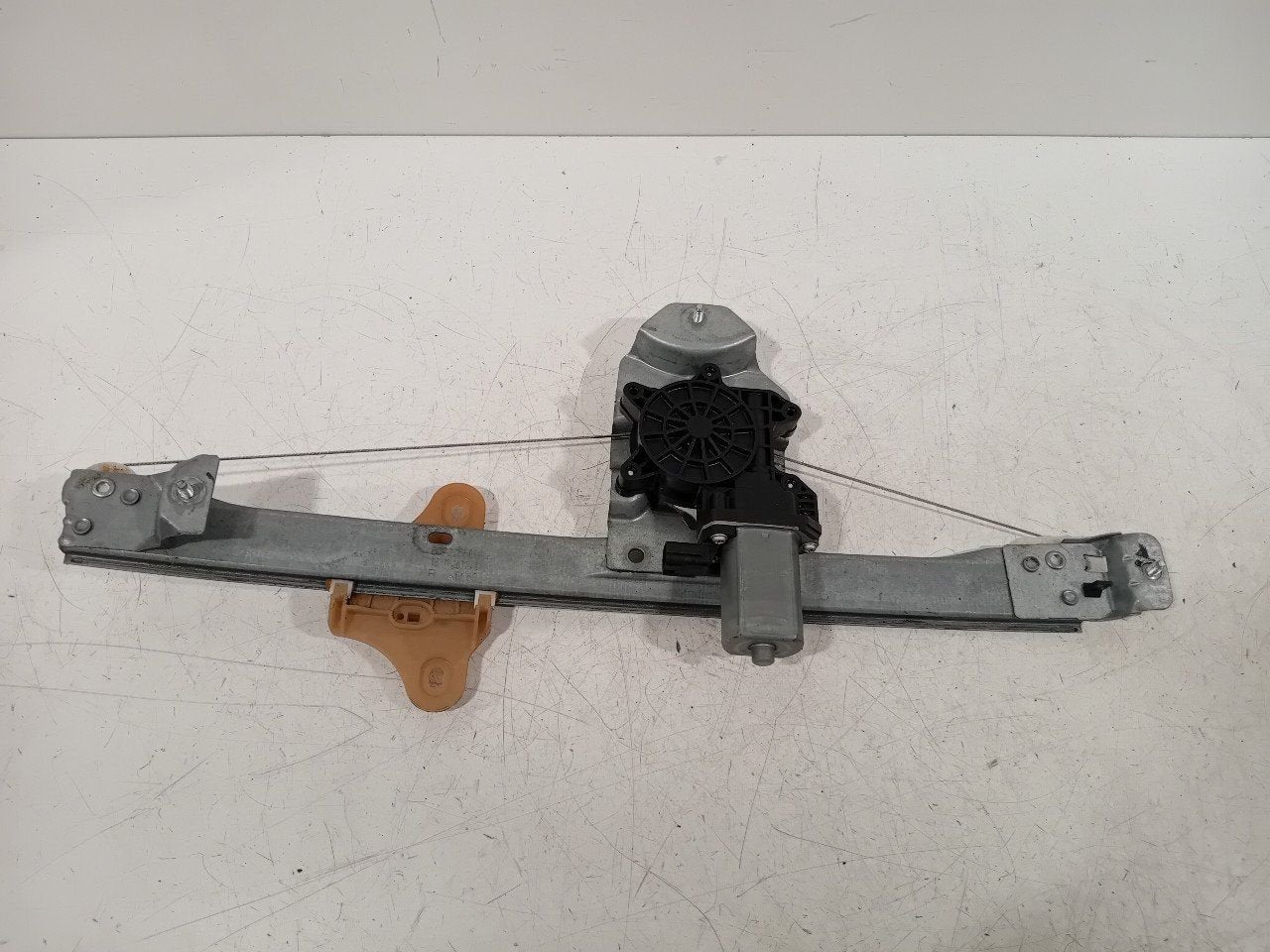 Raammechaniek elektrisch rechts voor Renault Clio, Onderdelen@venauto.nl, Van der Ven Autorecycling B.V., Gebruikt, Ettenseweg 76, 4706 PB Roosendaal, The Netherlands