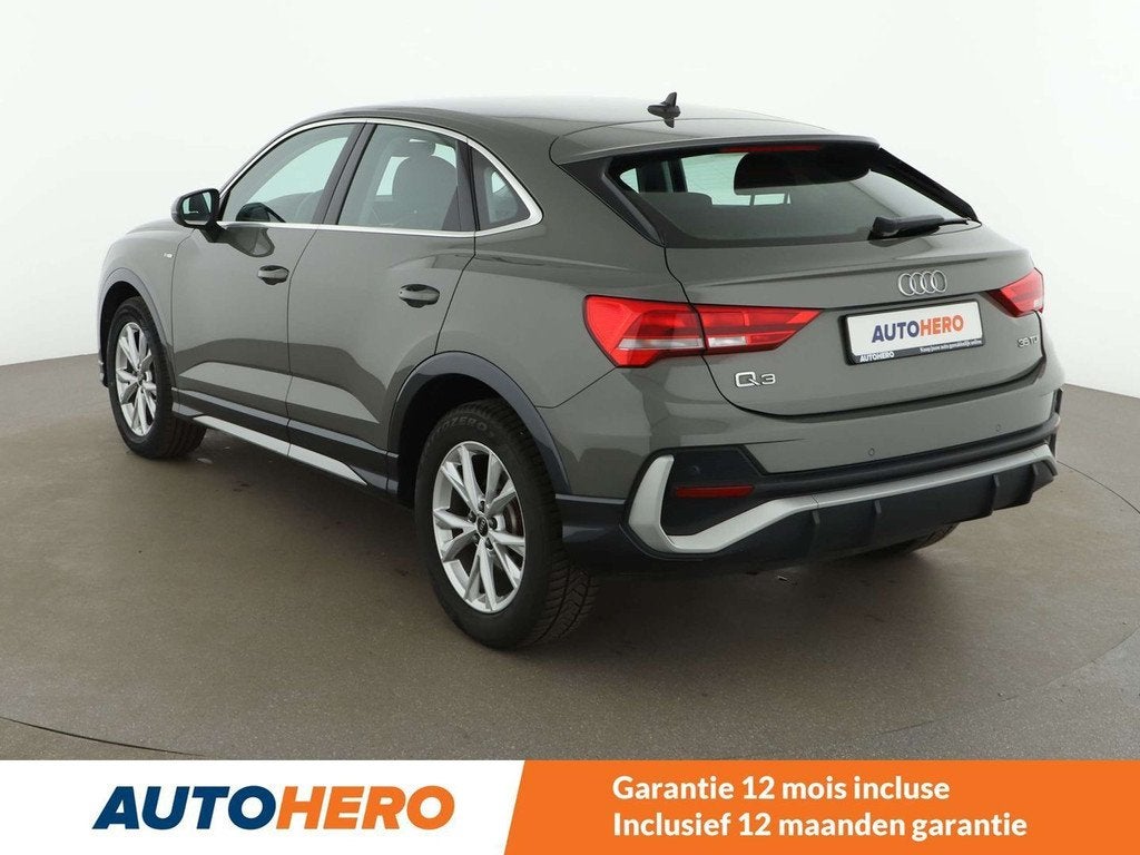 Audi Q3 35 TDI S line (bj 2020, automaat), Auto's, Audi, Gebruikt, Leder, 150 pk, Zilver of Grijs