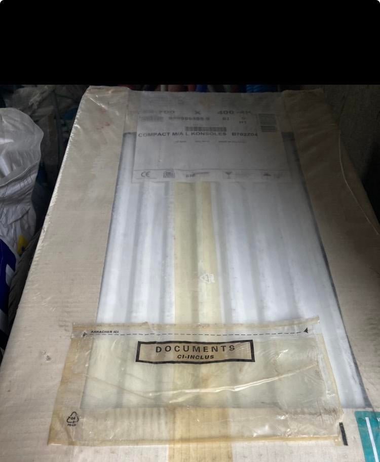 Made in belgium Radiateur neuf 700  sous emballage 400~4k, Bricolage & Construction, Enlèvement, Neuf, Radiateur