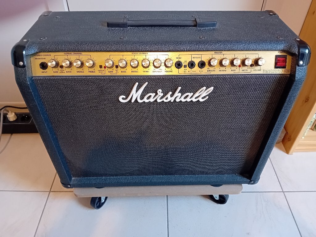 Marshall Valvestate S80 Stereo Chorus Model 8240, Ophalen, Gebruikt