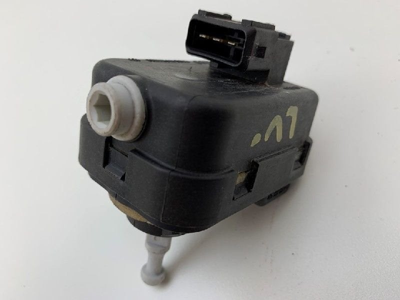 PHARE MOTEUR Nissan Note (E11) (01-2006/12-2013), Autos : Pièces & Accessoires, Utilisé, Nissan