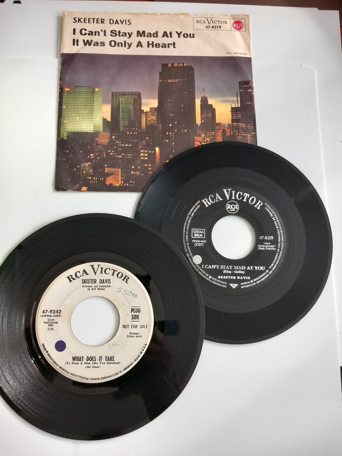 SKEETER DAVIS.  OLDIES 2 X 45 T, Enlèvement ou Envoi