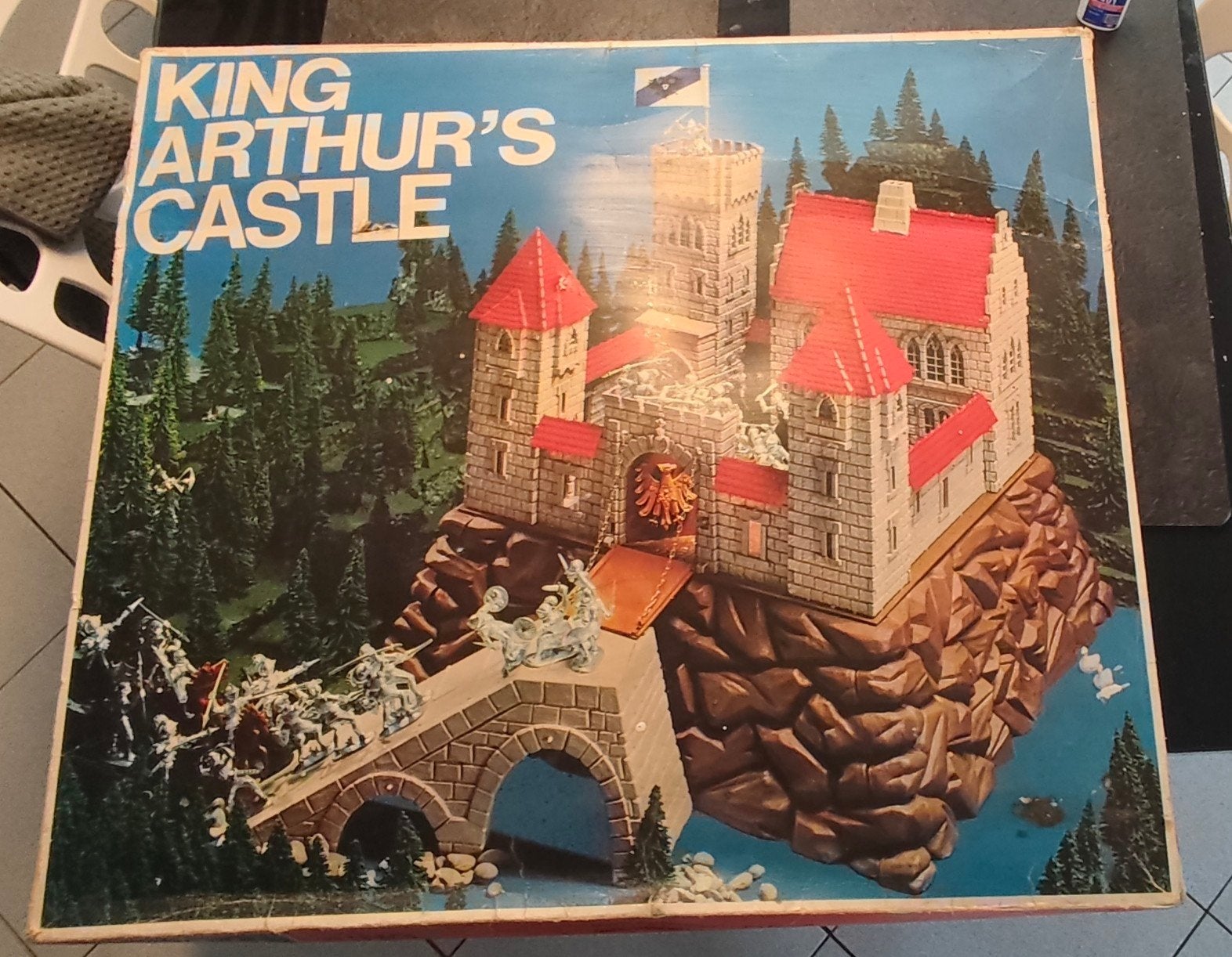 King Arthur château fort vintage, Enlèvement