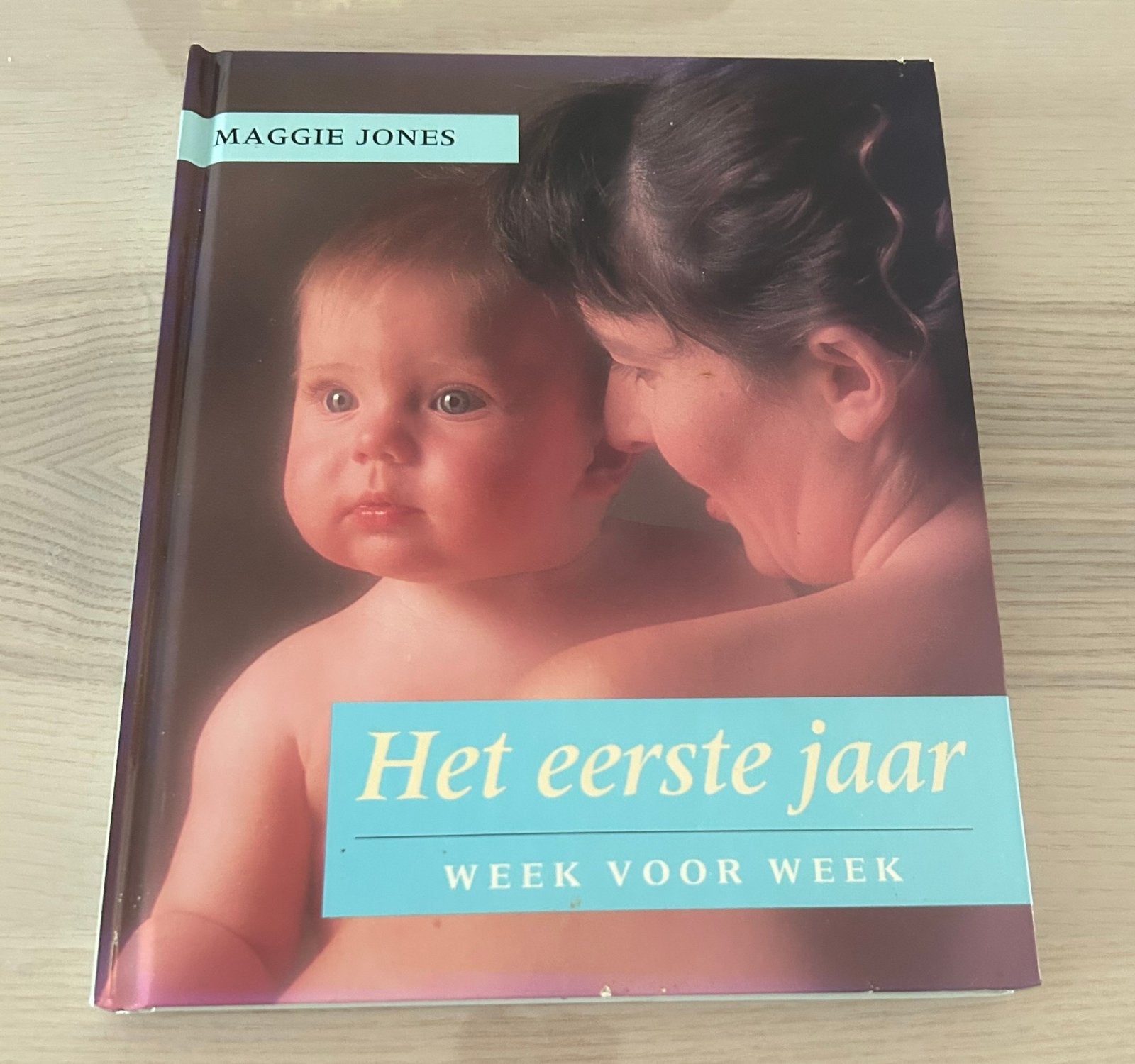 Het eerste jaar - Maggie Jones, Ophalen of Verzenden