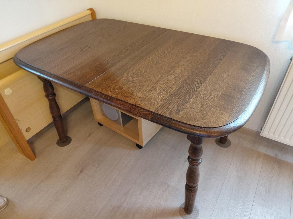 Eiken tafel, Ophalen, Eikenhout