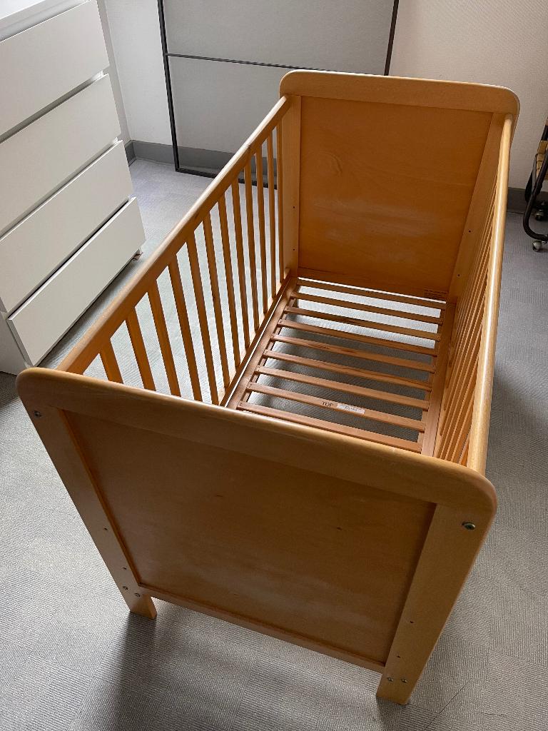 Babybedje mét matras, overtrekken, donsdeken…, Ophalen, Gebruikt, Ledikant