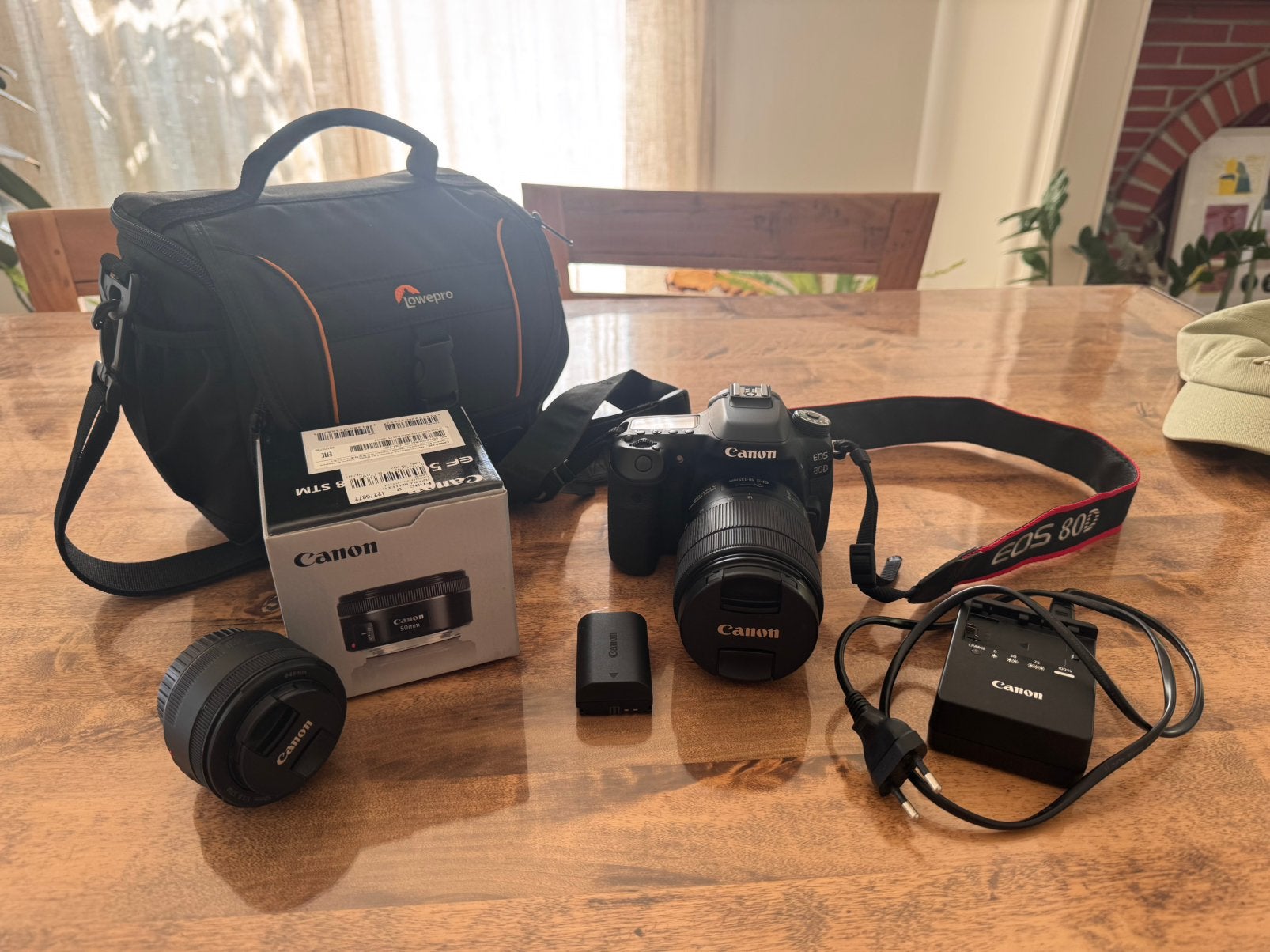 Canon EOS 80D + lens 18-135mm + lens 50mm, Audio, Tv en Foto, Fotocamera's Digitaal, Ophalen, Zo goed als nieuw, Canon