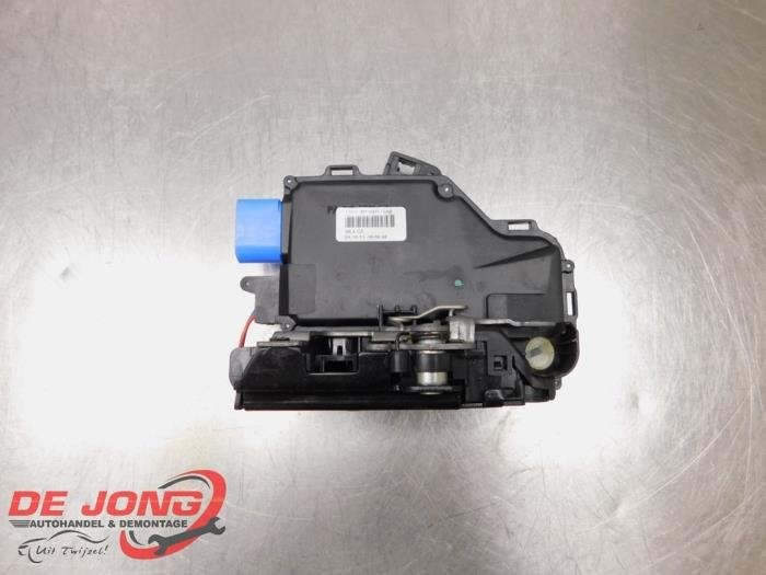 Deurslot Mechaniek 4Deurs links-voor van een Volkswagen Golf, Auto-onderdelen, Gebruikt, -, Volkswagen, -