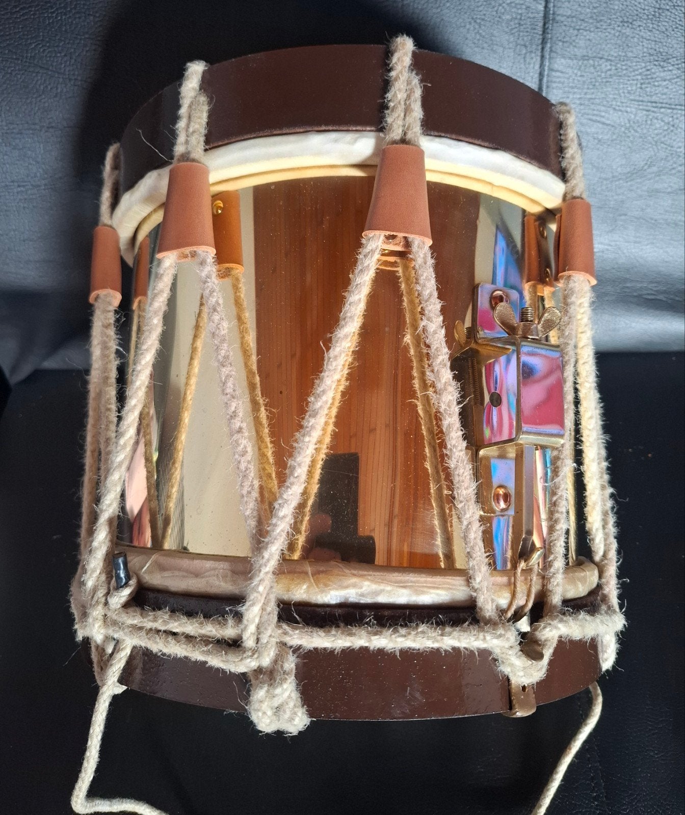 tambour de marche pour enfants, Enlèvement, Tambour
