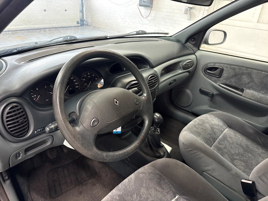 Renault Mégane 1.6e RN | Trekhaak, foto 12