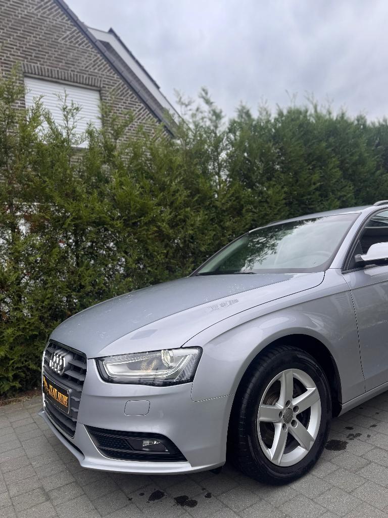 Audi A4 1.8 TFSI 2014, Autos, Audi, Cuir, Argent ou Gris, Achat, Euro 6