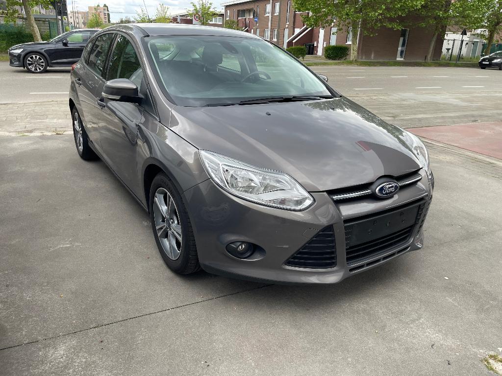 Ford Focus 1.0 essence, 10/2013, 113 000 km, avec carpass, Focus, Achat, Particulier, Essence