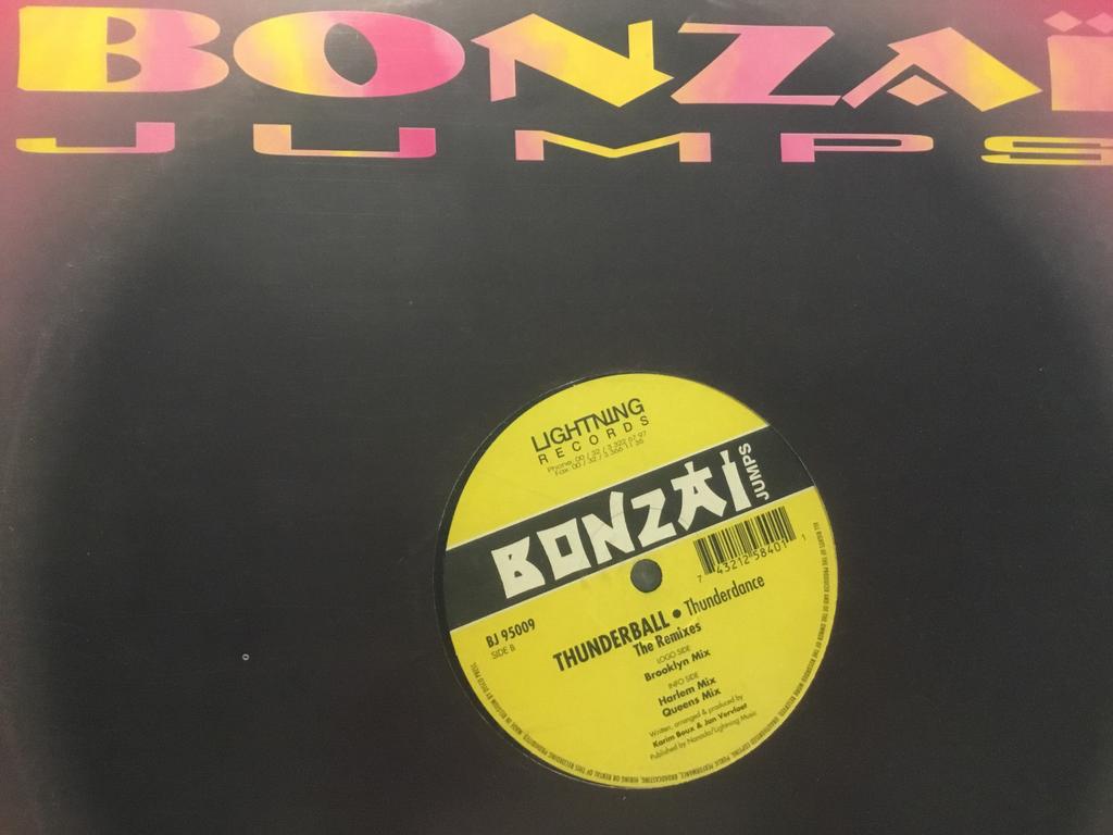 Bonzai. Thunderball. Thunderdance (The Remixes), Enlèvement ou Envoi, Comme neuf
