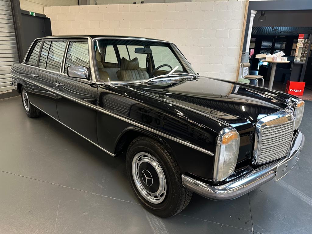 Mercedes limousine Bar8 Bj:1976 64848km topstaat! Zie foto’s, Achat, Boîte manuelle, Diesel, Particulier