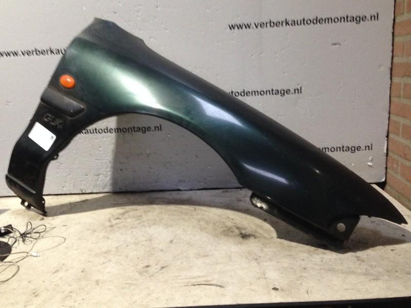 SPATBORD RECHTS VOOR Ford Mondeo I (01-1993/09-1996), Gebruikt, Voor, Ford, Spatbord