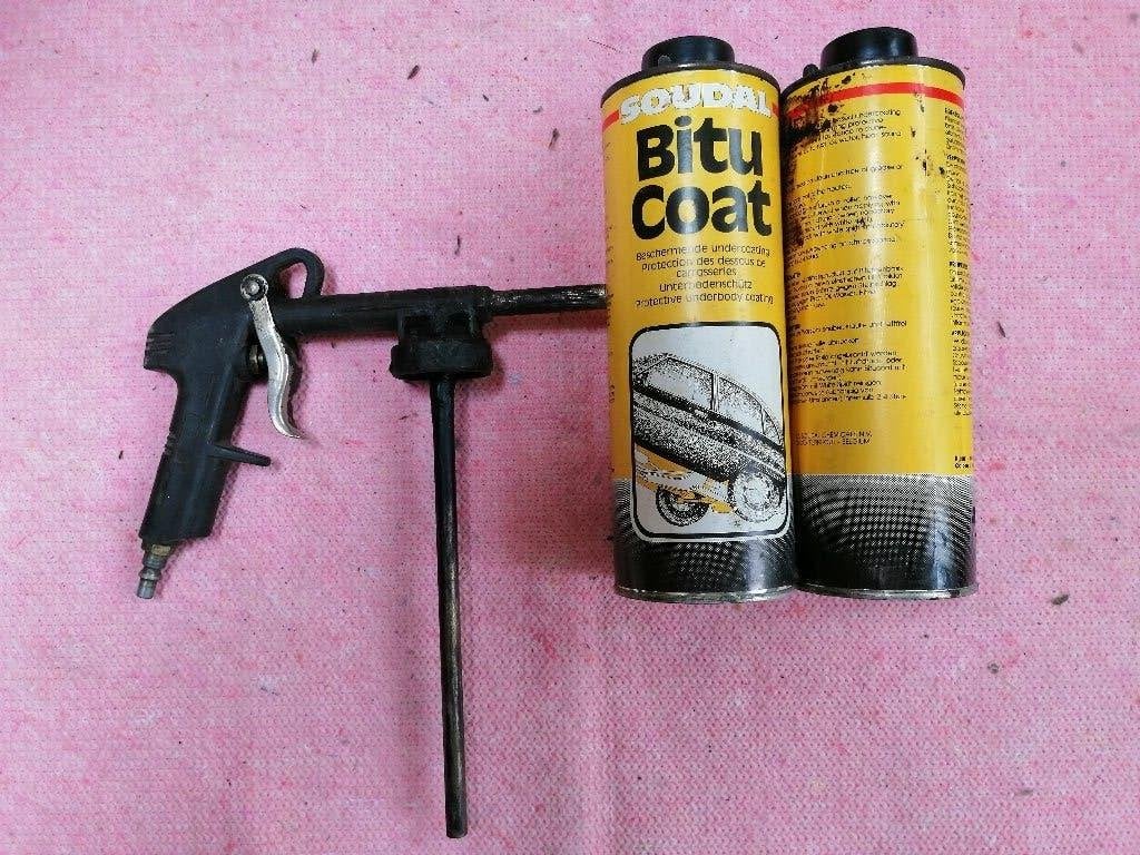 pistolet de projection + Goudron pour bas de caisse, Enlèvement ou Envoi