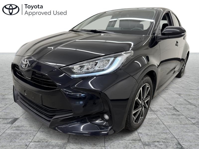 Toyota Yaris Iconic + Navi, Autos, 121 g/km, Achat, Euro 6, Boîte manuelle