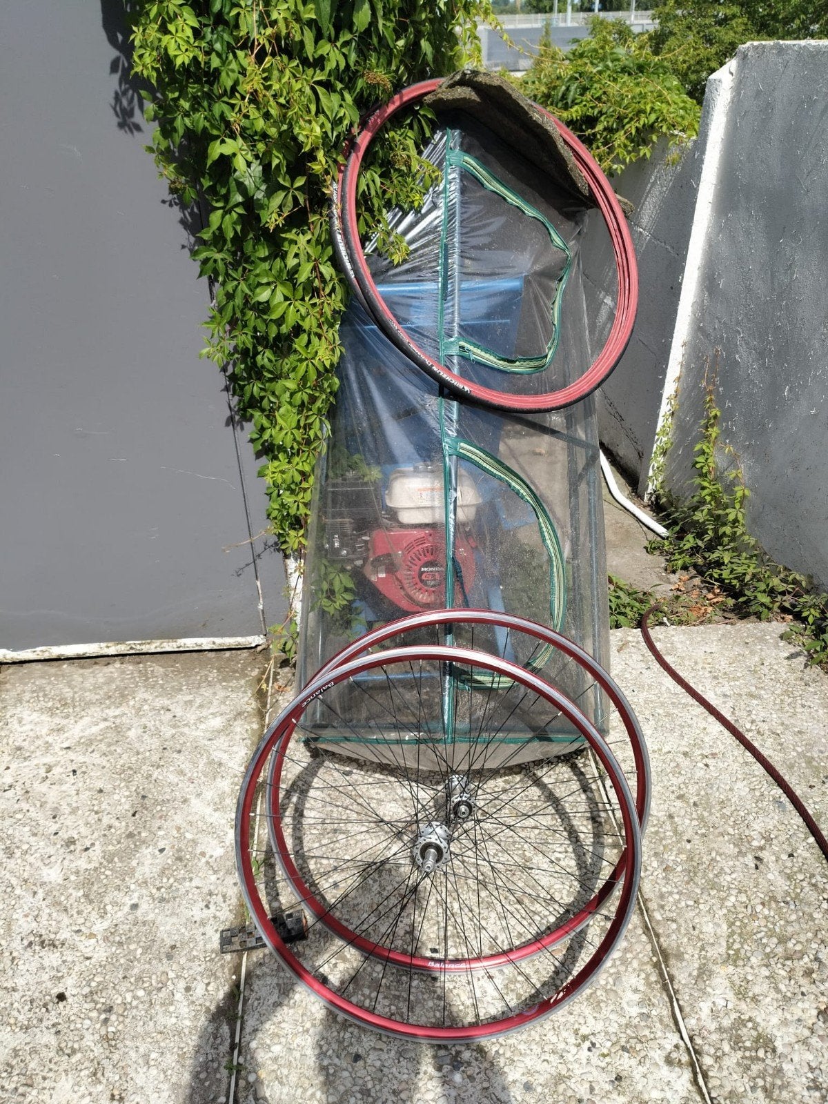 Jantes de vélo Racefits, Enlèvement