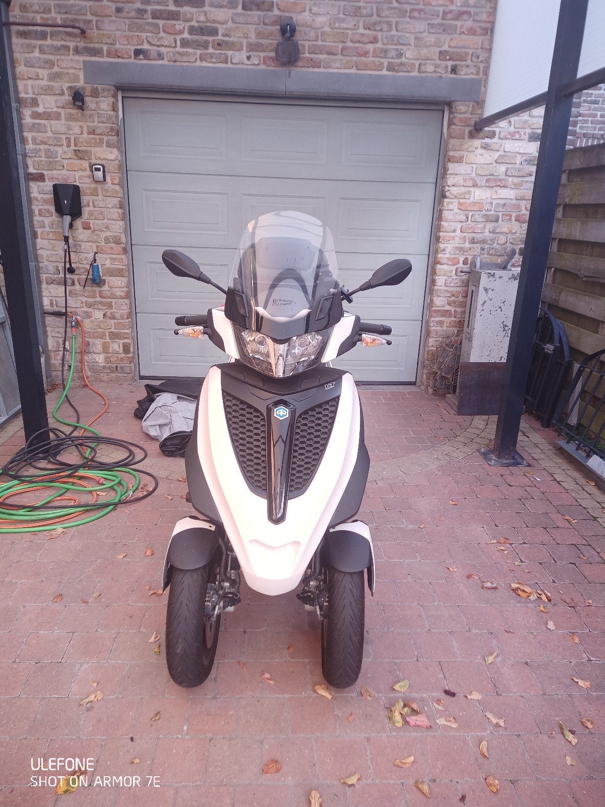 Piaggio MP3 LT Yourban 2017 km 2300.prijs 2950 euro, Vélos & Vélomoteurs, Scooters | Piaggio, Autres modèles, 300 cm³, Enlèvement