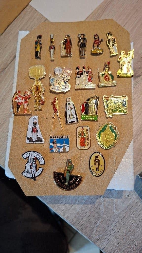 Pin's, Enlèvement ou Envoi, Neuf, Autres sujets/thèmes, Insigne ou Pin's