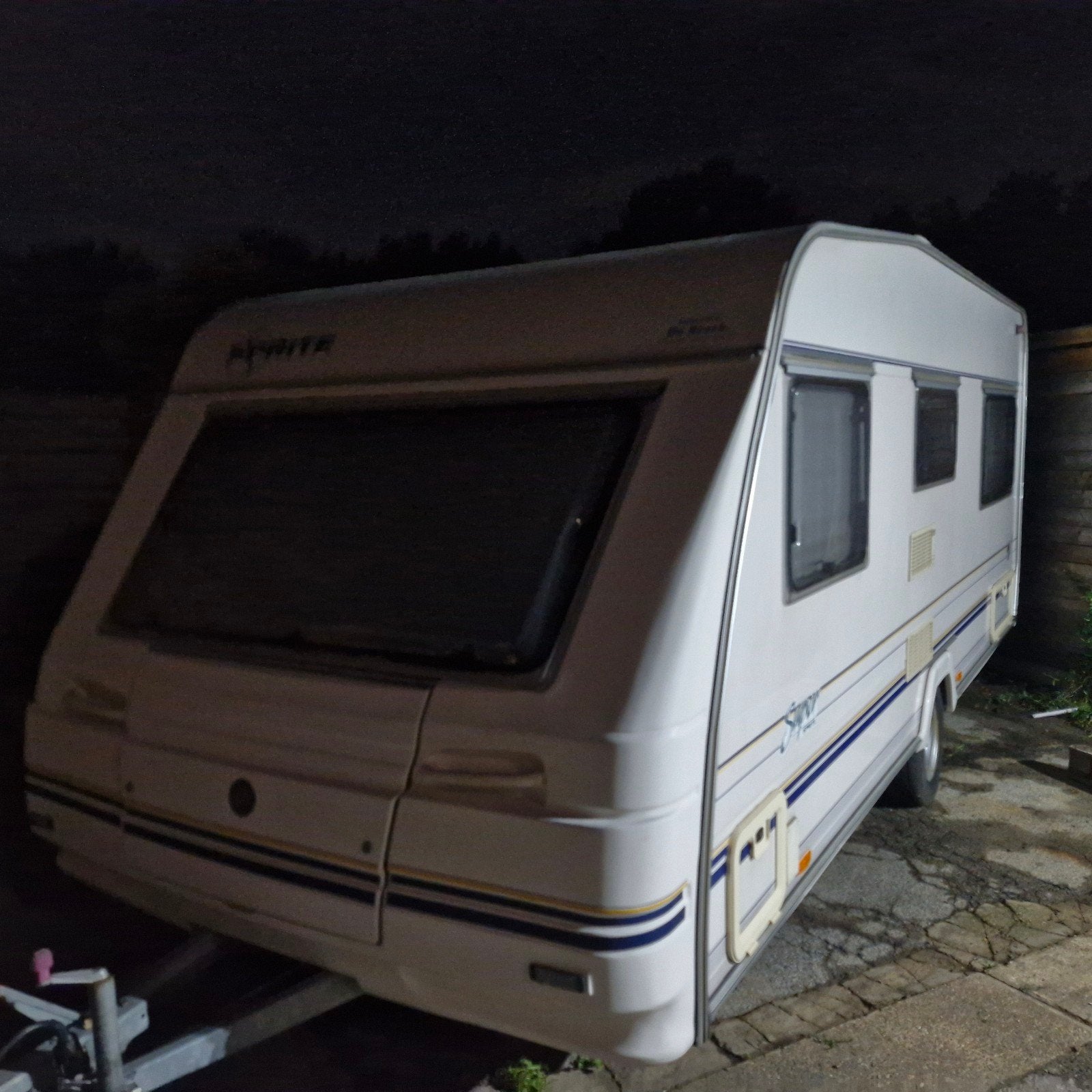 caravan te koop, Particulier, Openslaande ramen