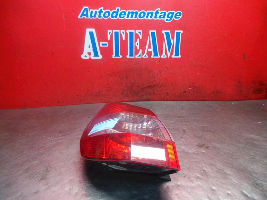 FEU ARRIÈRE GAUCHE Renault Scénic II (JM) (8200127704E), Utilisé, Renault