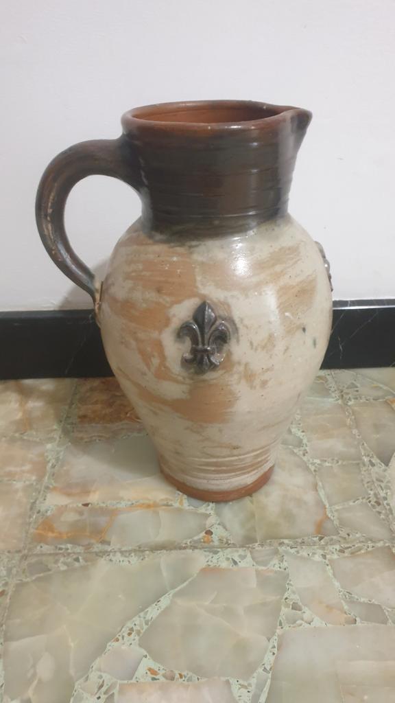 Dubois fleur de lis keramiek schenkkan, Ophalen of Verzenden