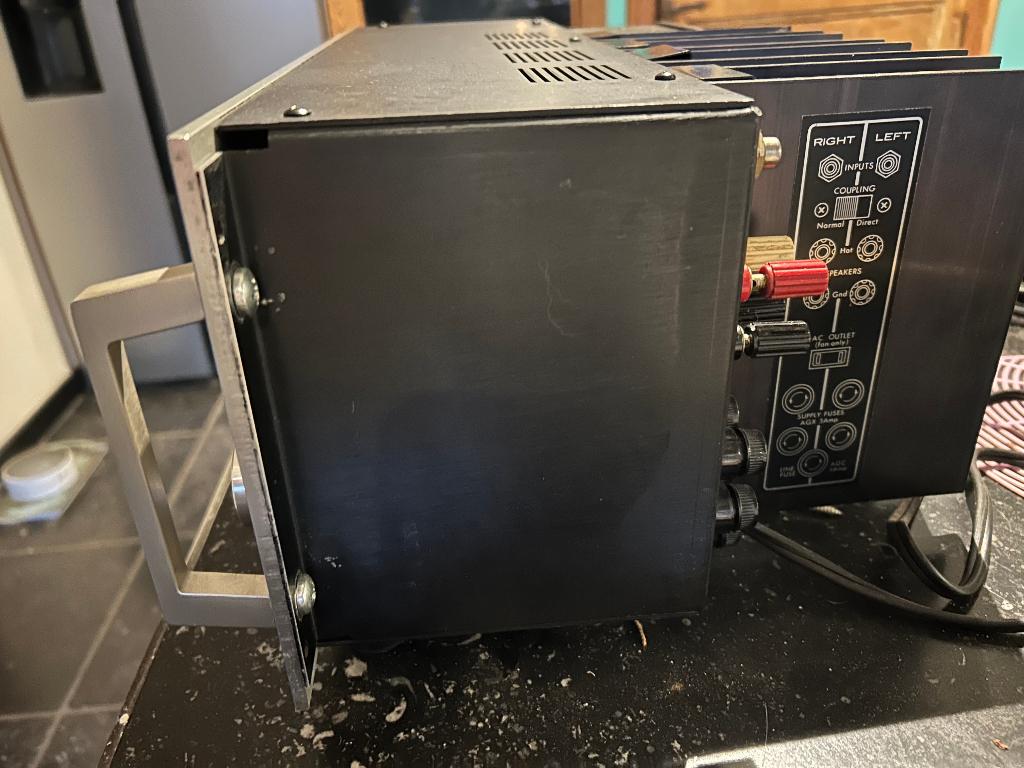 Phase Liear 700B, Enlèvement, Amplificateur