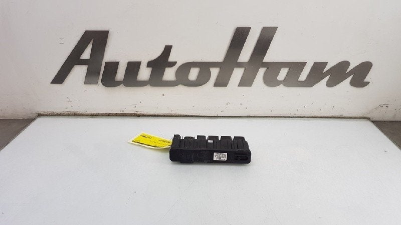 DISTRIBUTEUR BMW 1 serie (F21) (|8638551|12638638551|), Utilisé, BMW, Petuelring 130
80809  München, DE, Bayerische Motoren Werke AG