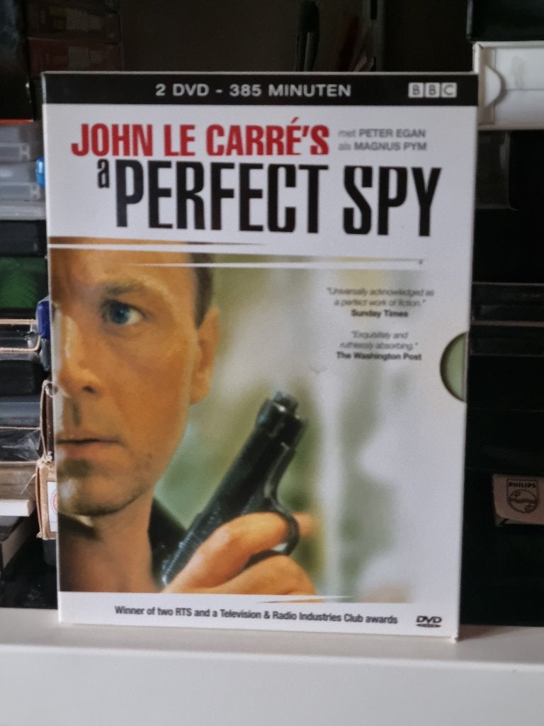 A Perfect Spy, Peter Egan, Ray McNally,, Enlèvement ou Envoi, Anglais, Néerlandais