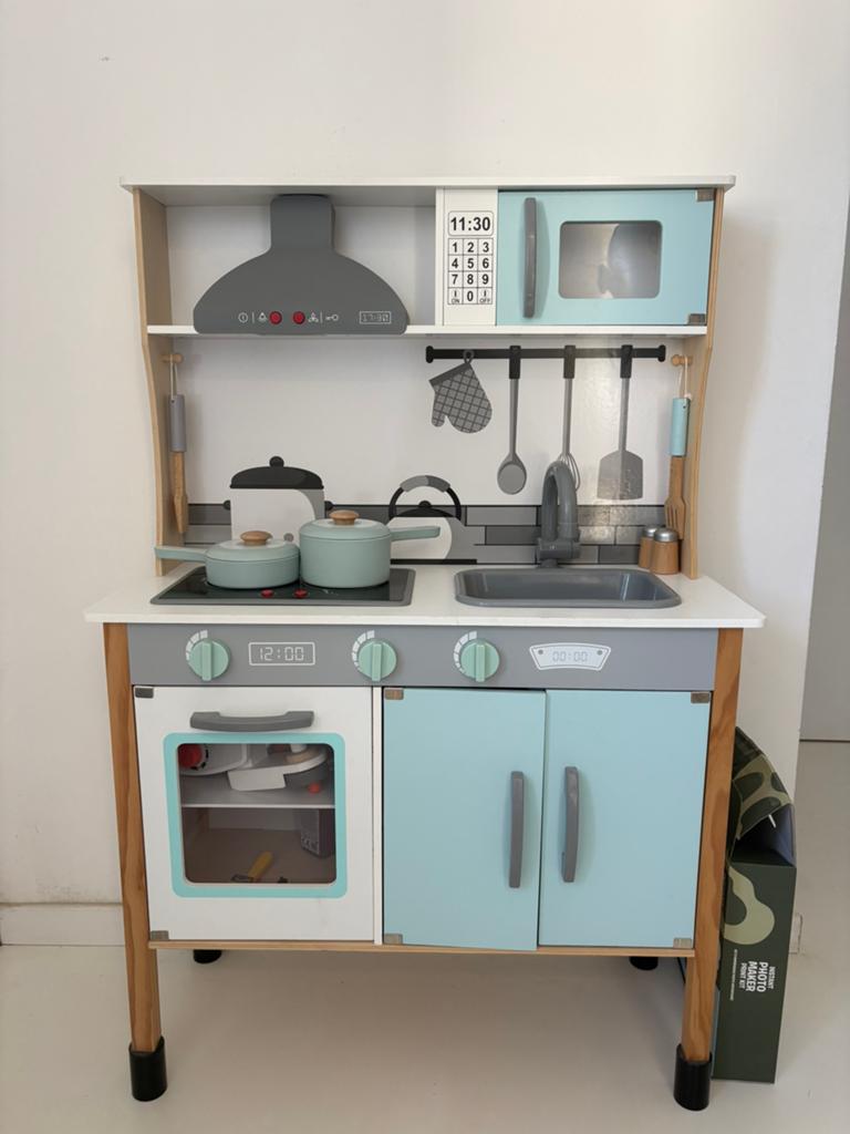 Cuisine enfant en bois vert eau et blanc avec ustensiles, Enlèvement, Comme neuf, Bois